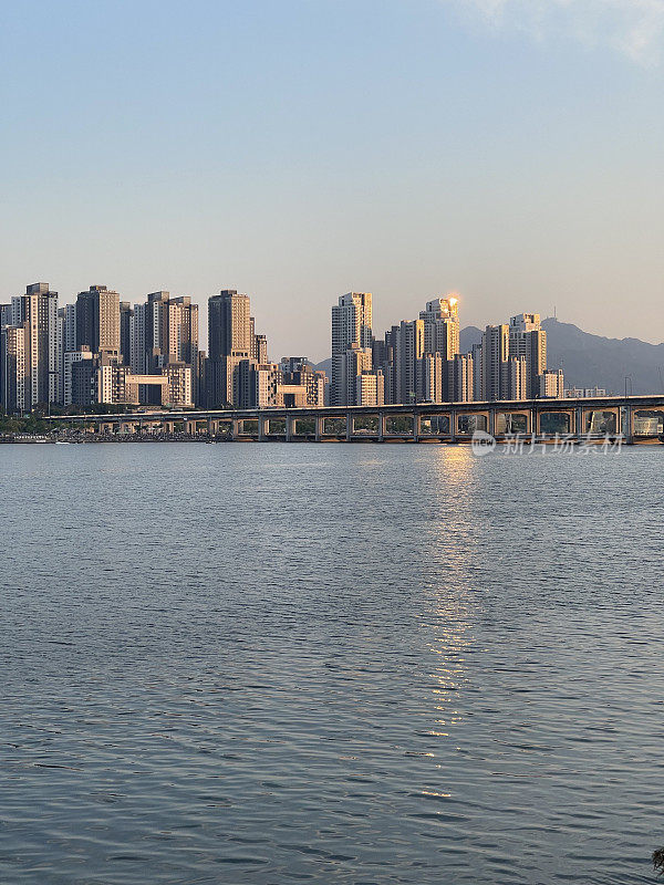 Seoul Han River and Banpo Bridge汉江盘浦大桥